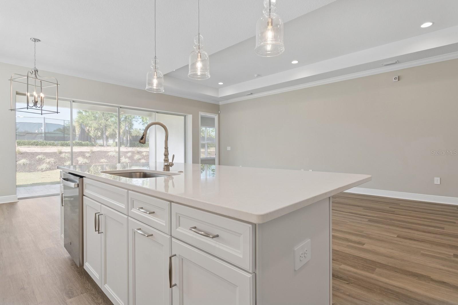 2192 SEAGRASS POINT 427