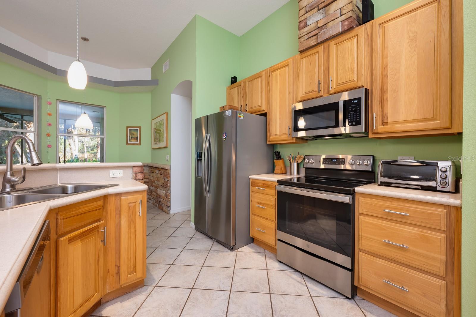 LAKE LENELLE WOODS - Residential