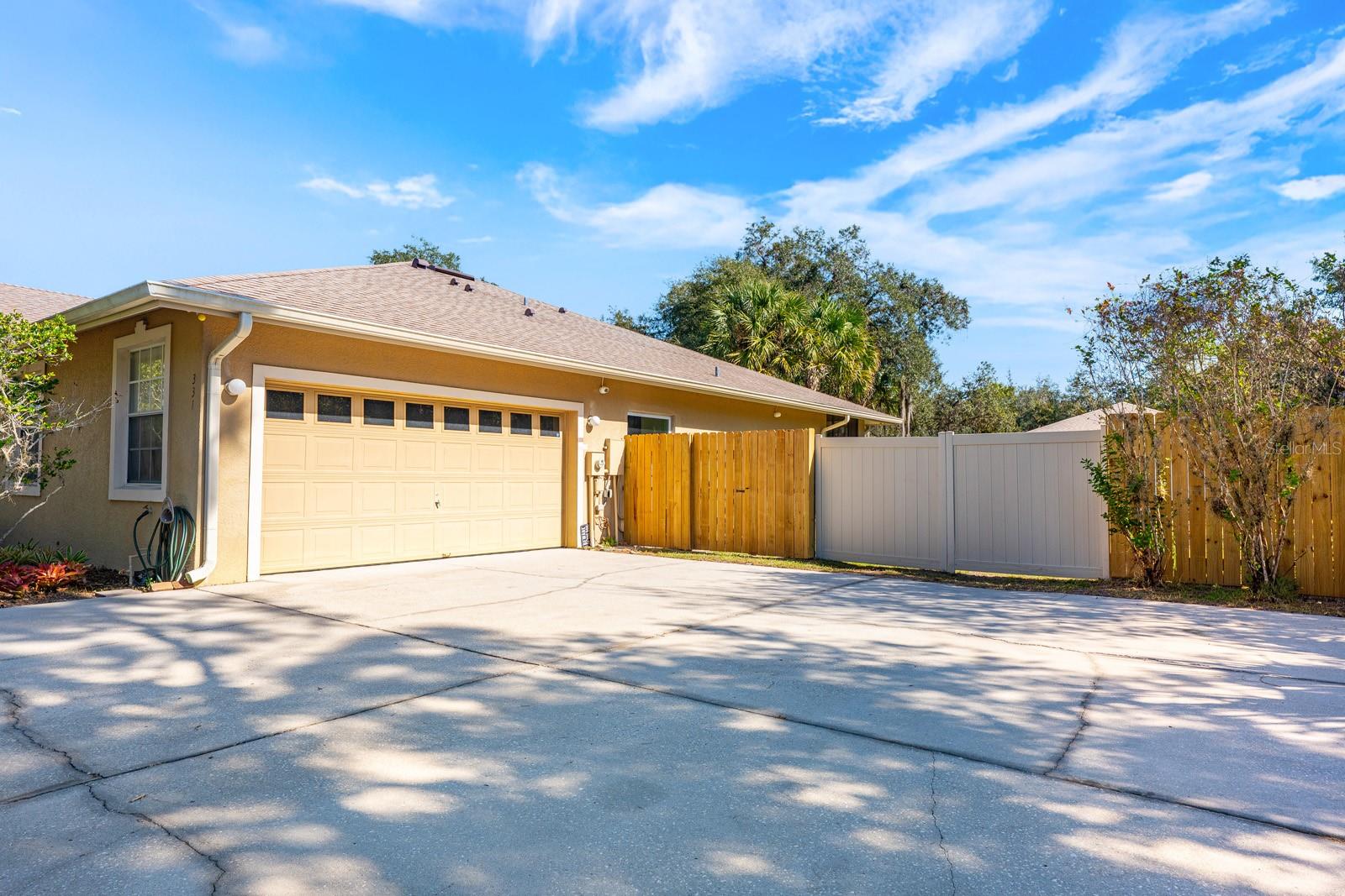 LAKE LENELLE WOODS - Residential