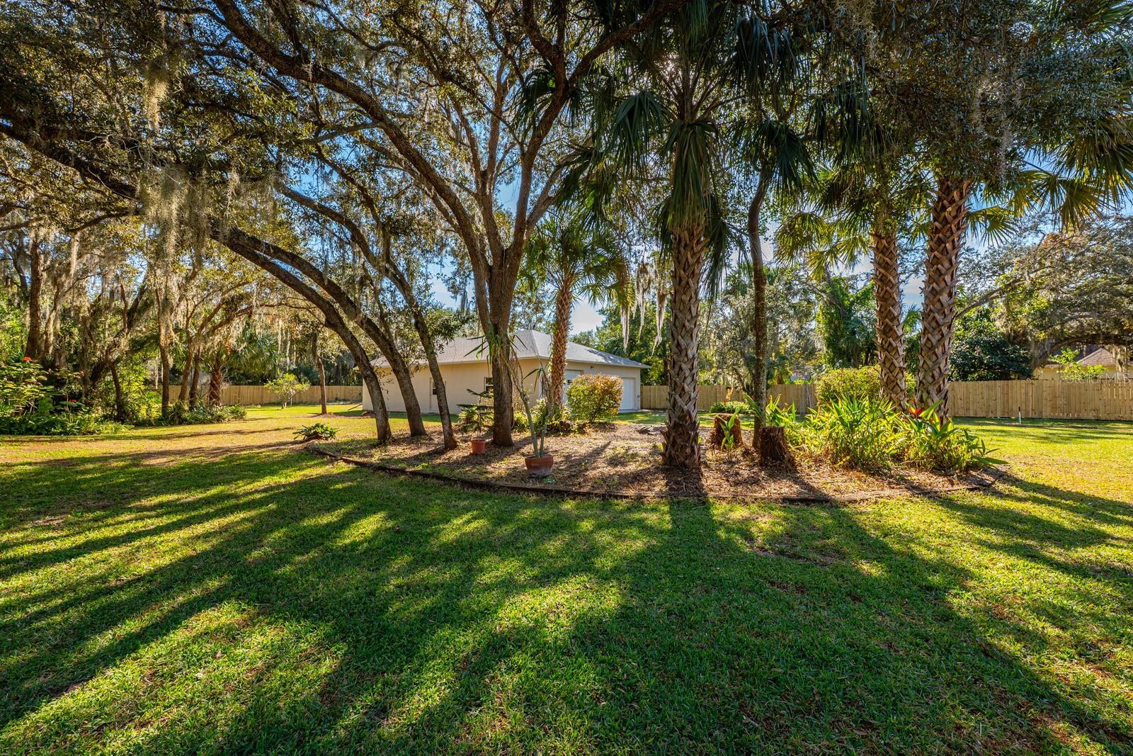 LAKE LENELLE WOODS - Residential