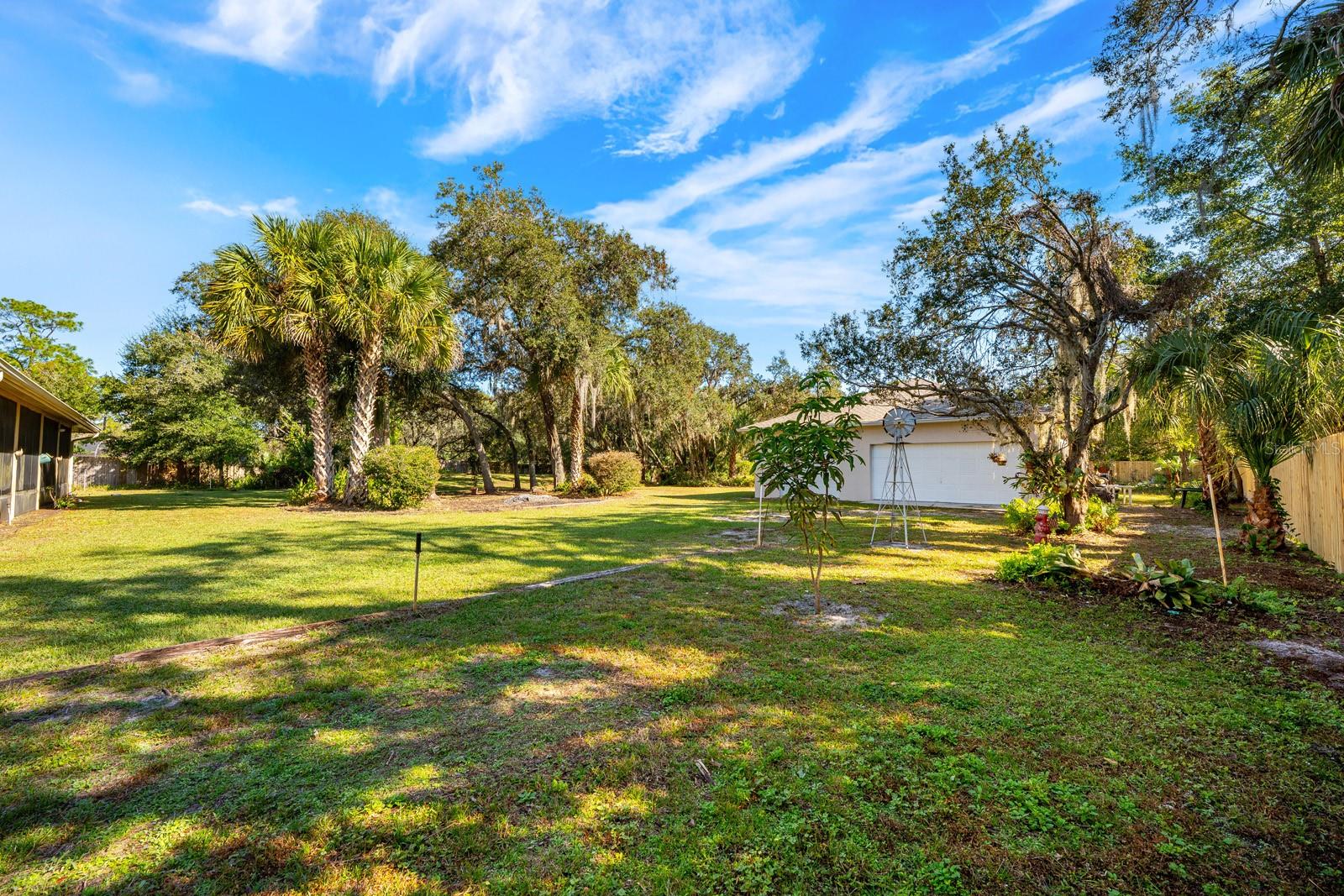 LAKE LENELLE WOODS - Residential