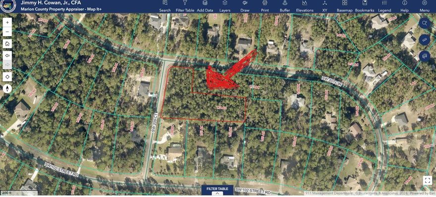 EXTRA LARGE CORNER LOT 1.74 ACRES ***BUILDABLE ***LOCATION..LOCATION.. LOCATION!!! HIGHLY SOUGHT & AFTER RARELY
AVAILABLE 1.74 ACRES IN PREMIER RAINBOW SPRINGS WOODLANDS COMMUNITY . RAINBOW RIVER ACCESS WITH
RESIDENTS ONLY RIVER BEACH PARK. PAVILLONS, SWIMMING KAYAK LAUNCH. UNSURPASSED NATURAL FLORIDA RIVER VIEWS
AND OUTDOORS COUNTRY LIVING MINUTES FROM DUNNELLON, FOR SHOPPING, RIVERFRONT DINING,DOCTORS AND STATE PARKS.
IMMERSE YOURSELF IN NATURE BY BUILDING YOUR DREAM HOME SECLUDED AMONGST MAJESTIC OAKS AND TOWERING PINES
WHISPERING IN THE SUBTLE BREEZES.TWO POSSIBLE ENTRANCES.POA/HOA W/APPROVAL ALLOWS STEEL BUILDINGS UP
TO 20X30 FT FOR RV/TOYS/BOATS & GARAGE SPACE AND STORAGE. ANNUAL POA FEE ONLY $246.00..YES PER YEAR!