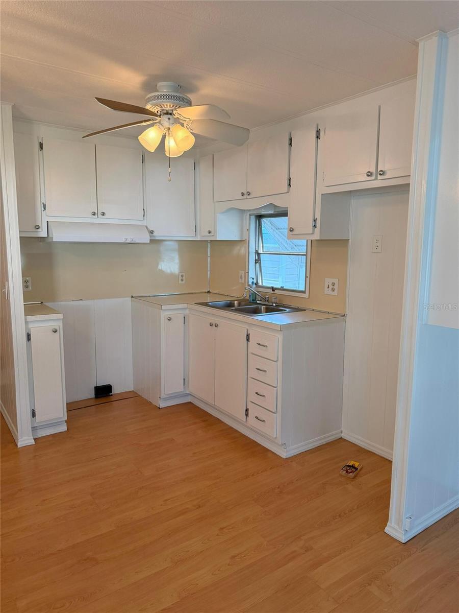 BRADENTON TROPICAL PALMS CO-OP - Residential