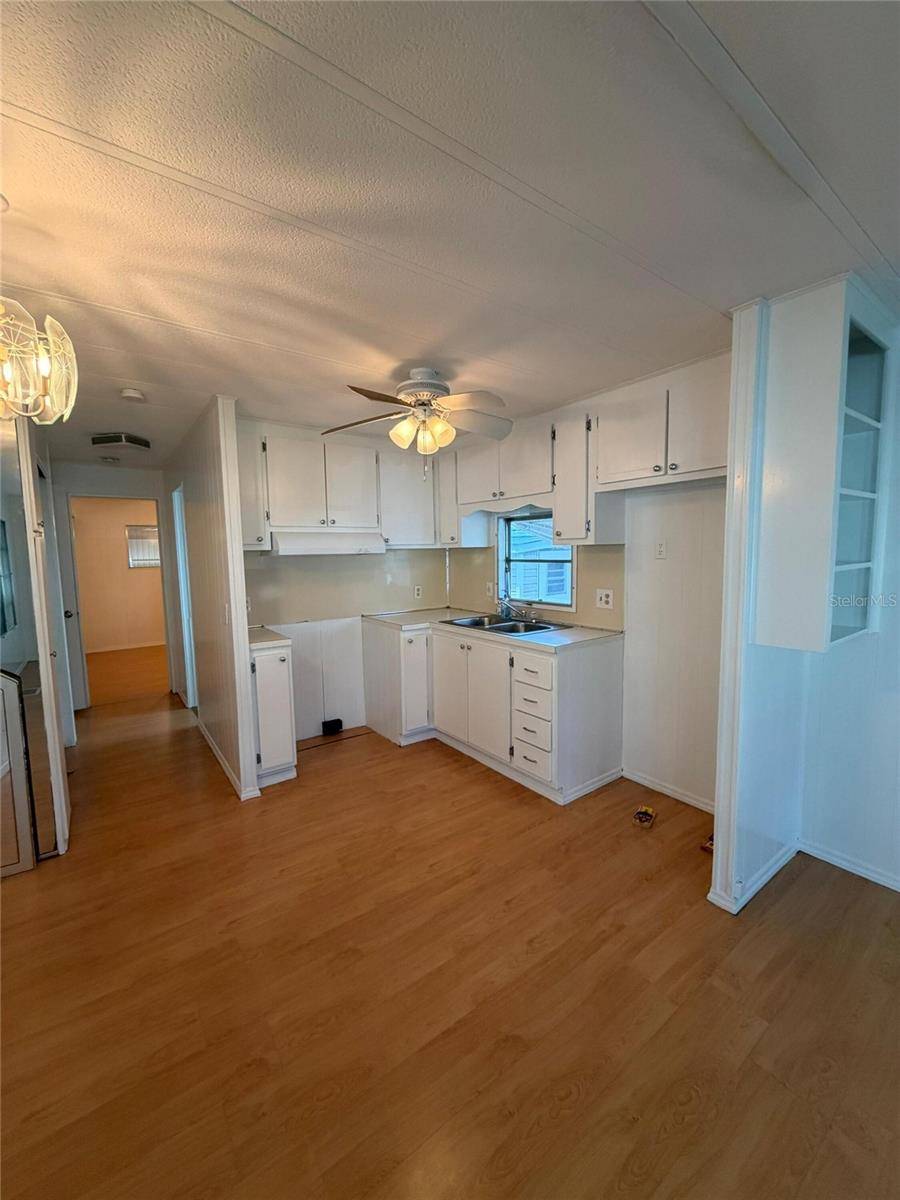 BRADENTON TROPICAL PALMS CO-OP - Residential