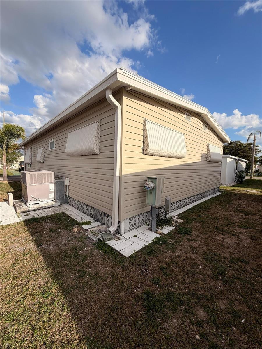 BRADENTON TROPICAL PALMS CO-OP - Residential