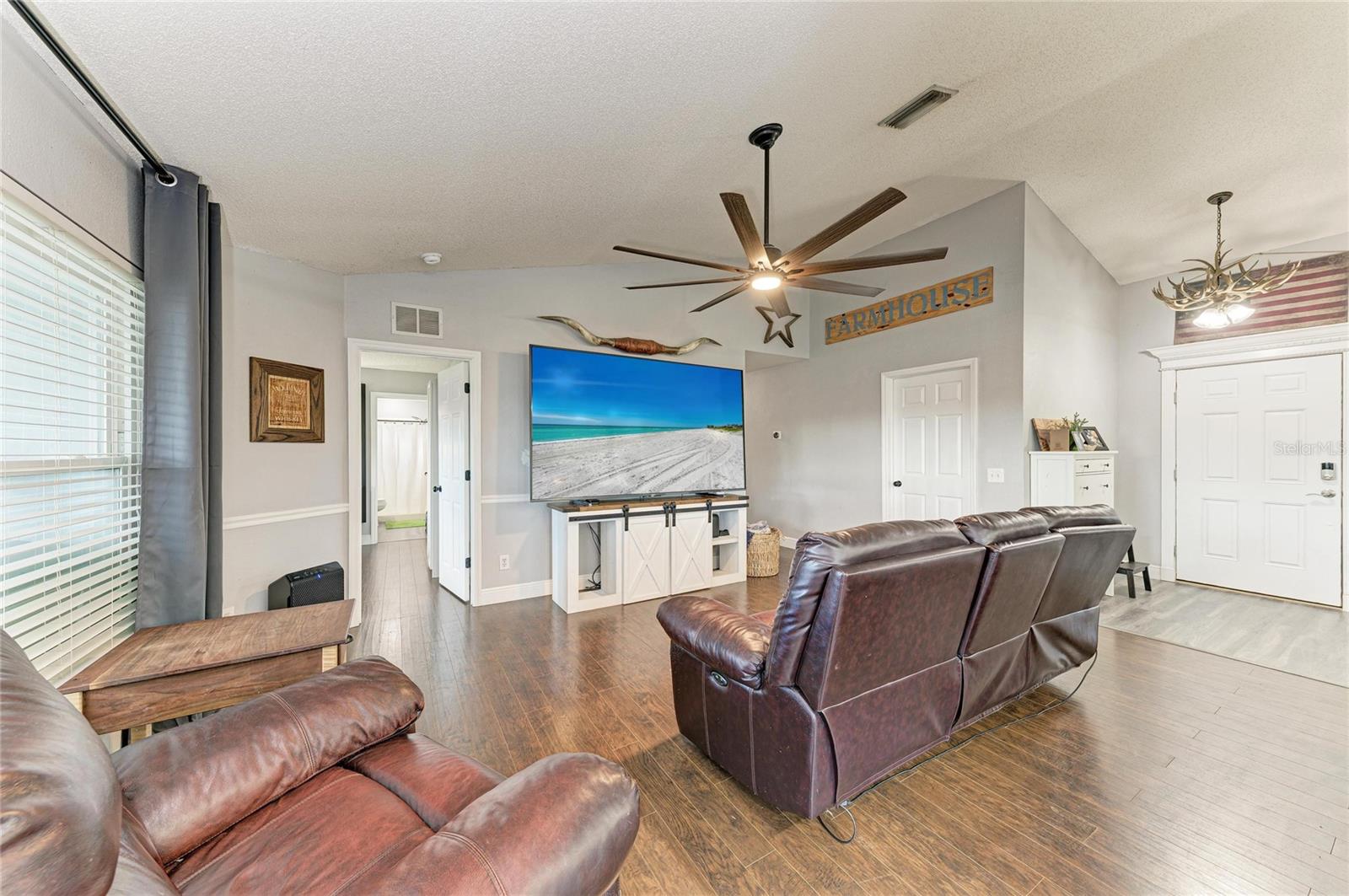 KINGSFIELD PH II - Residential