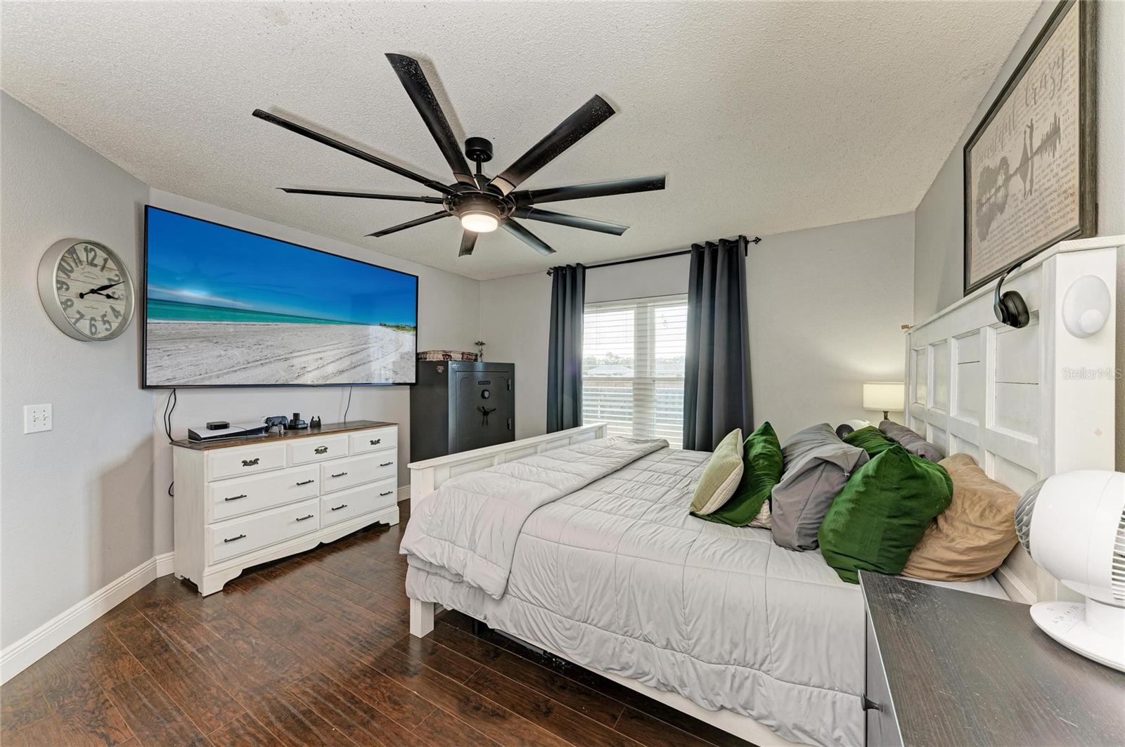 KINGSFIELD PH II - Residential