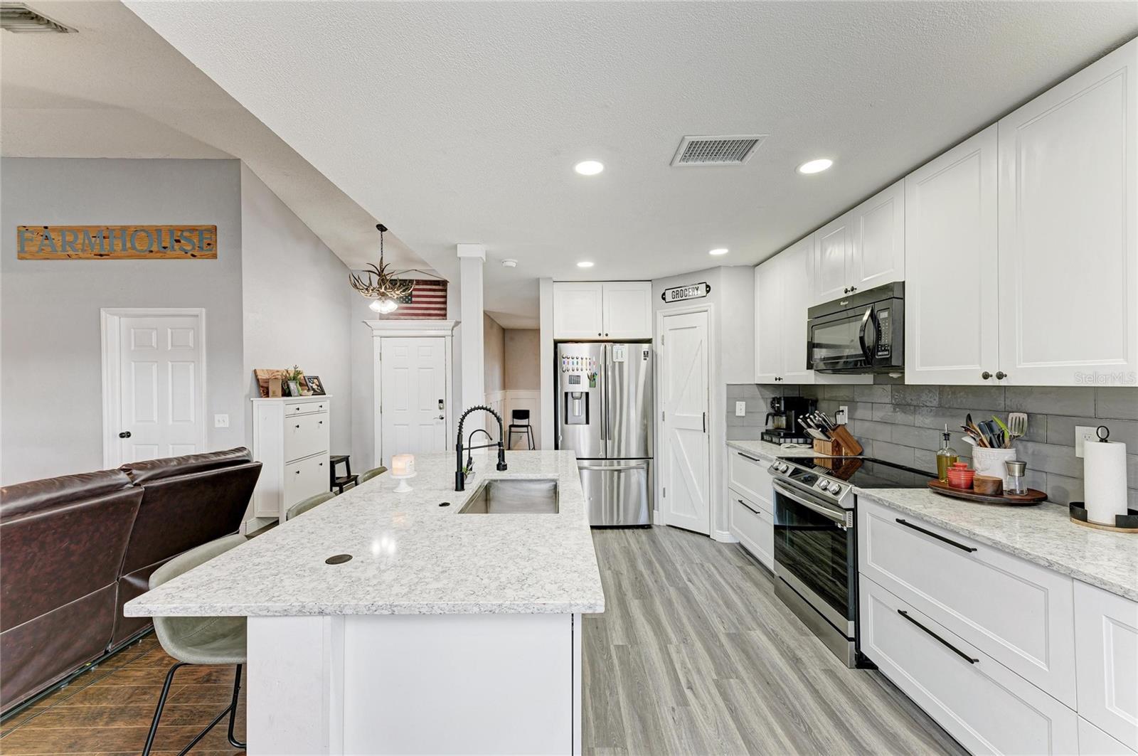 KINGSFIELD PH II - Residential