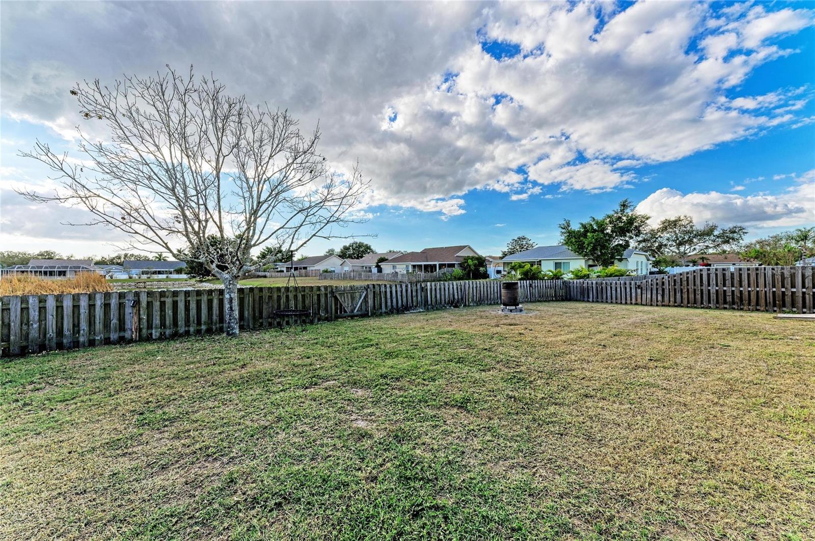 KINGSFIELD PH II - Residential