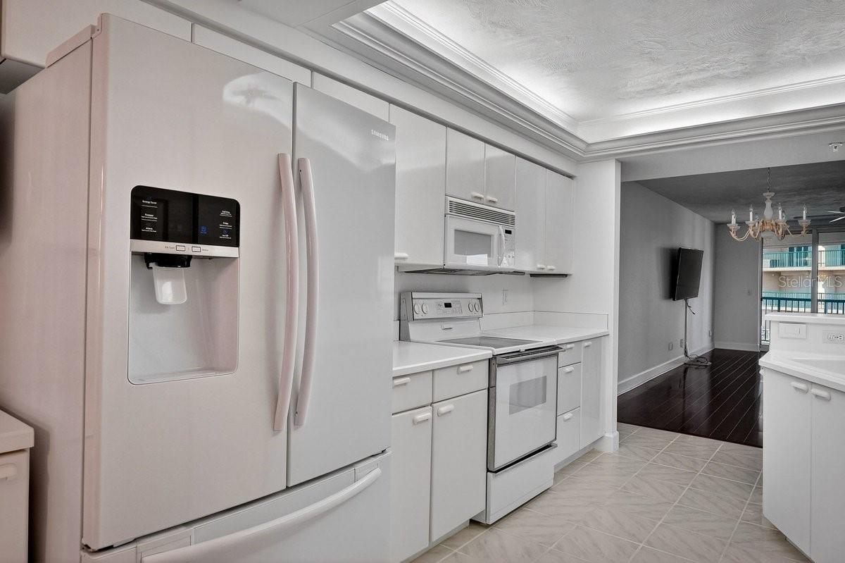 TOWERS AT PONCE INLET TOWER 01 CONDO - Residential