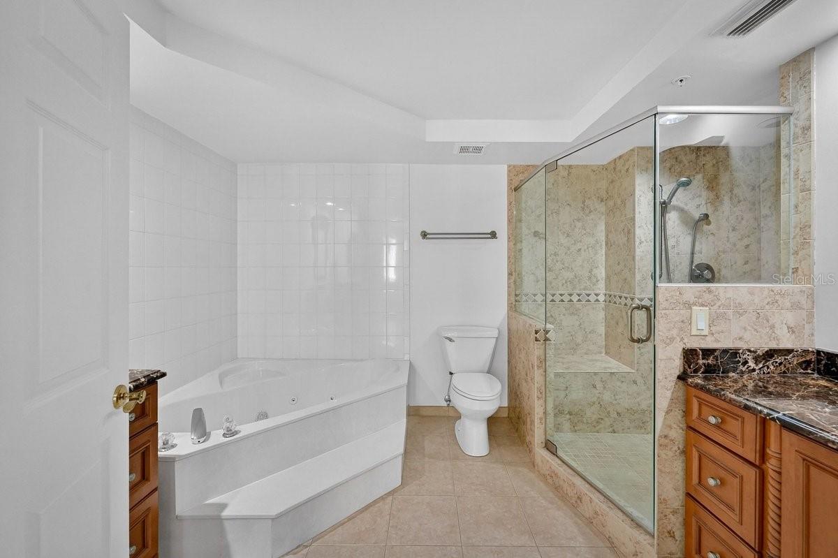 TOWERS AT PONCE INLET TOWER 01 CONDO - Residential