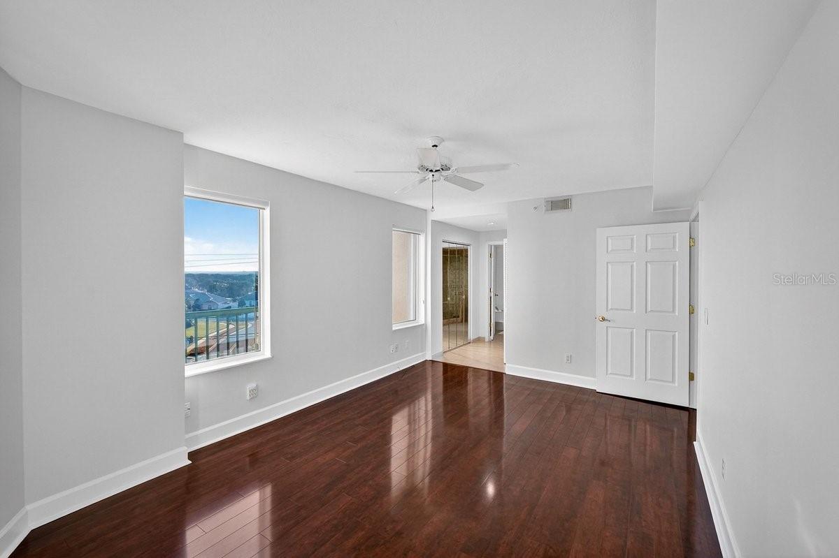 TOWERS AT PONCE INLET TOWER 01 CONDO - Residential