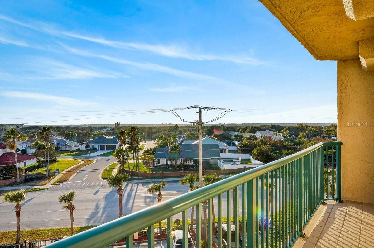 TOWERS AT PONCE INLET TOWER 01 CONDO - Residential