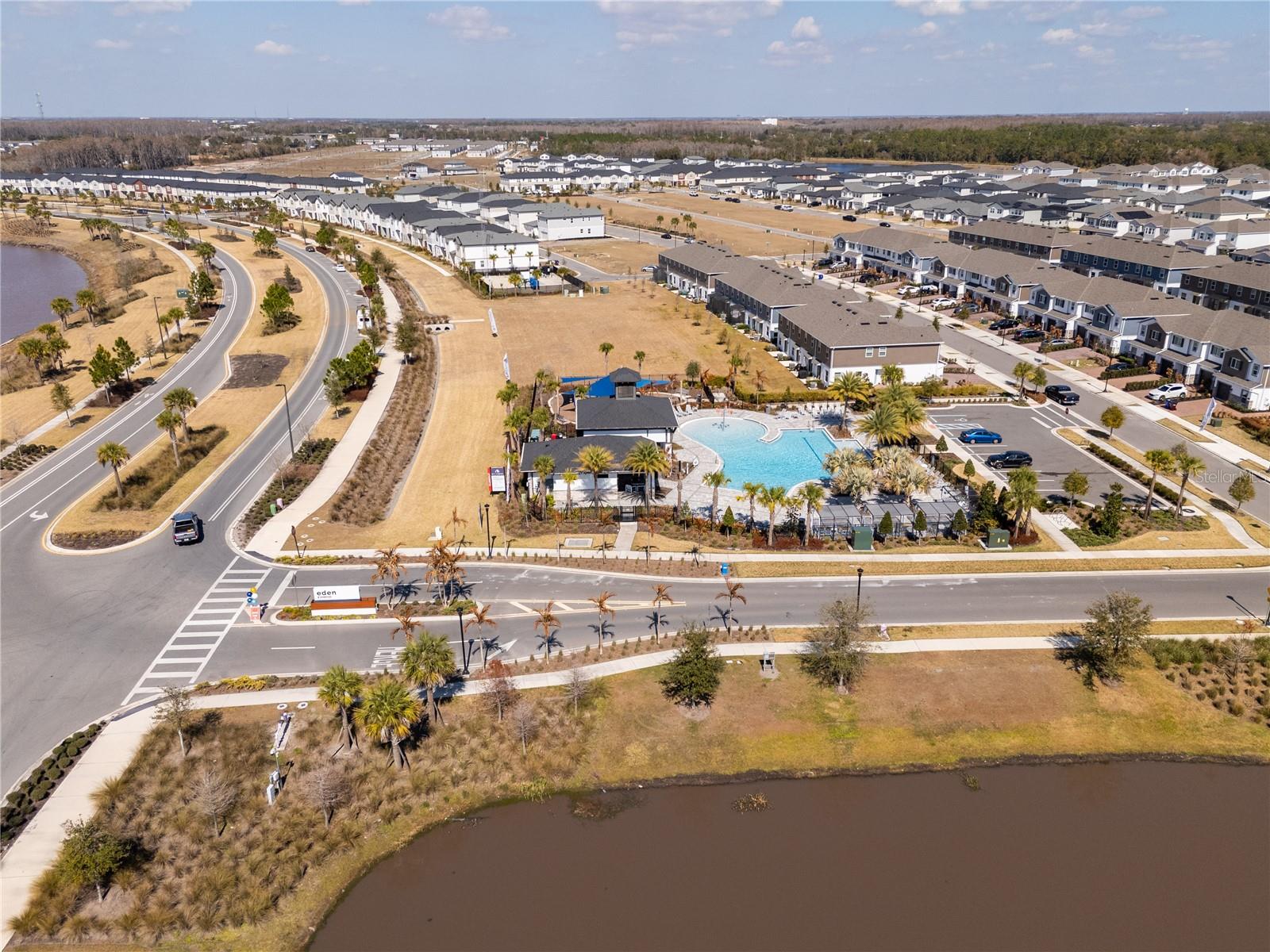 EDEN AT CROSSPRAIRIE - Residential