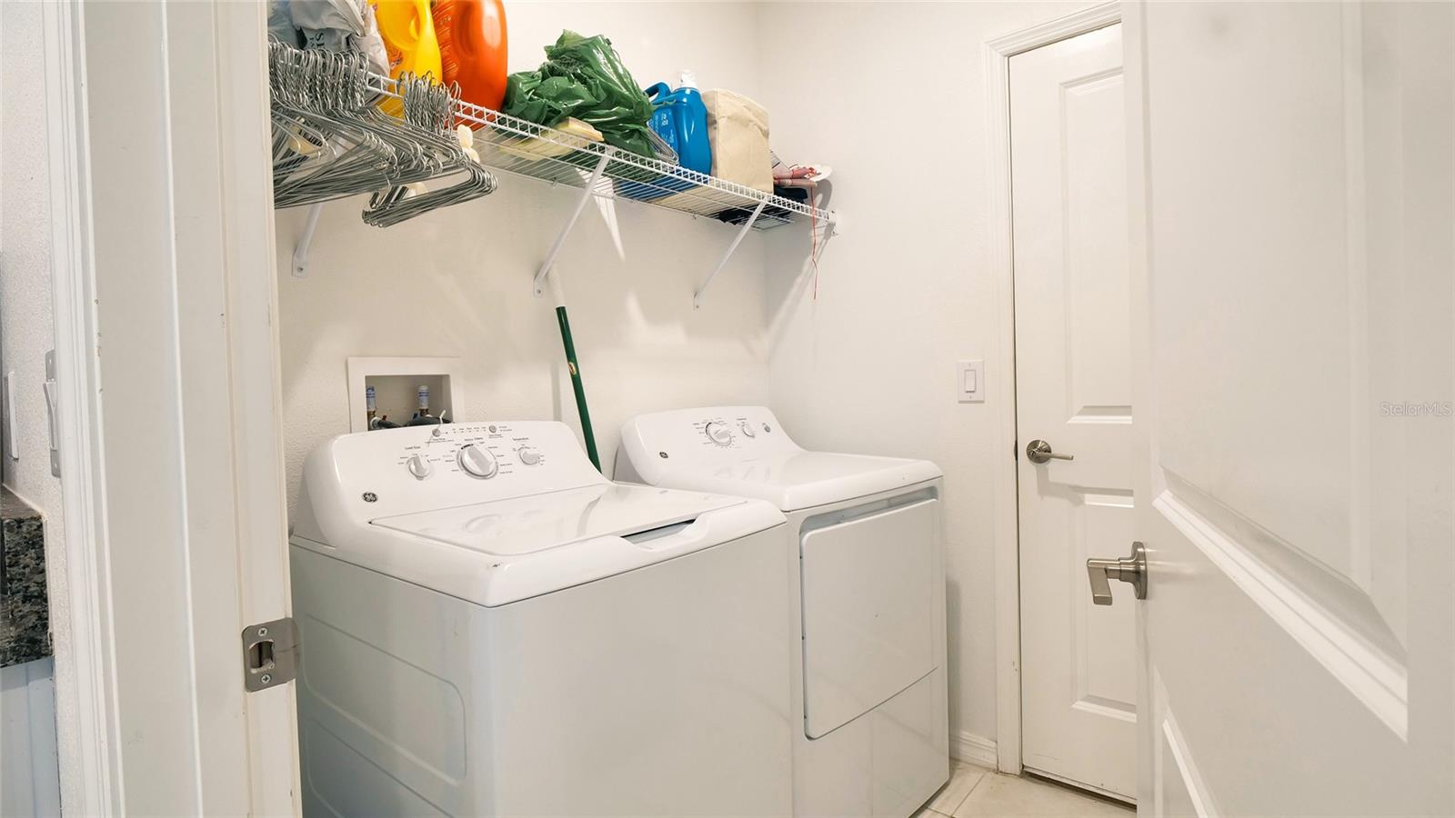 ABBOTT SQUARE PH 1B - Residential