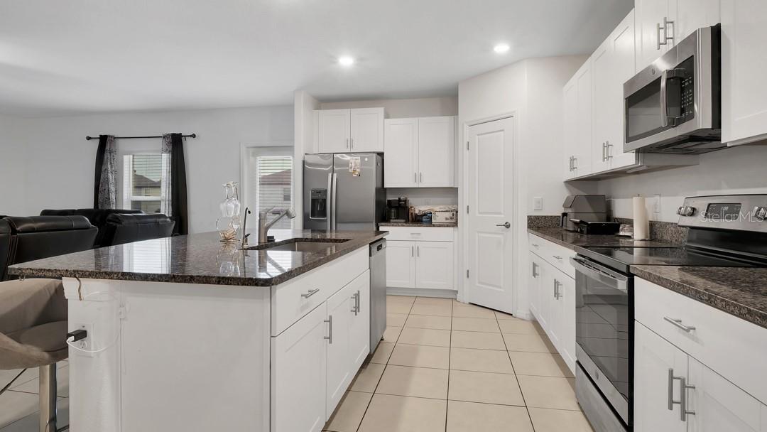 ABBOTT SQUARE PH 1B - Residential