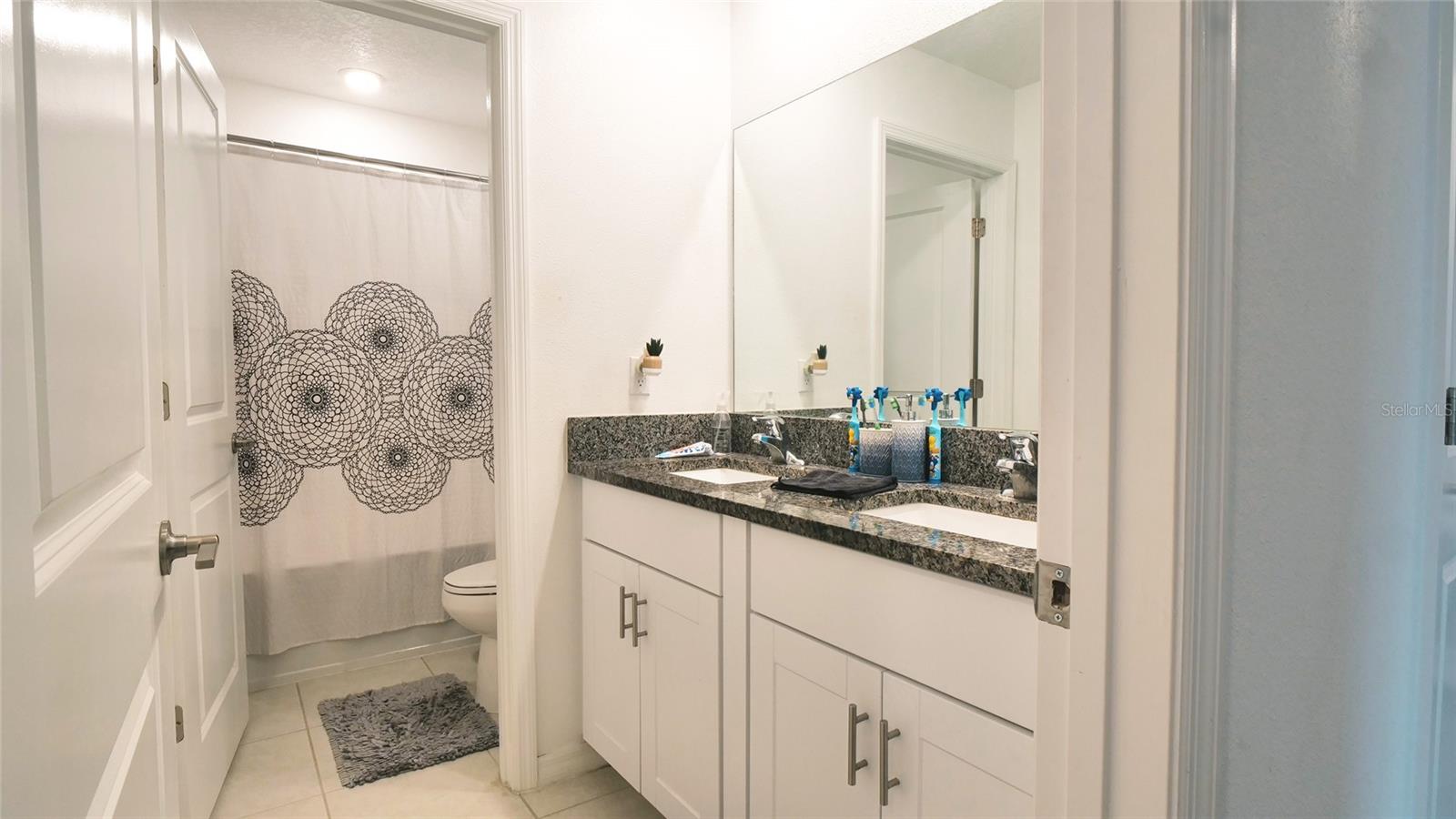 ABBOTT SQUARE PH 1B - Residential