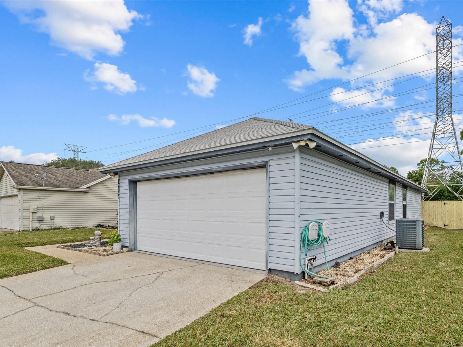 SECRET HILLS UNIT 2 - Business Opportunity