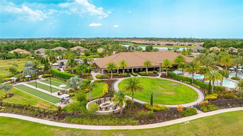 A home in PALMETTO