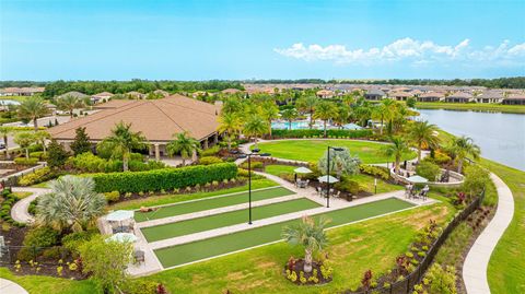 A home in PALMETTO