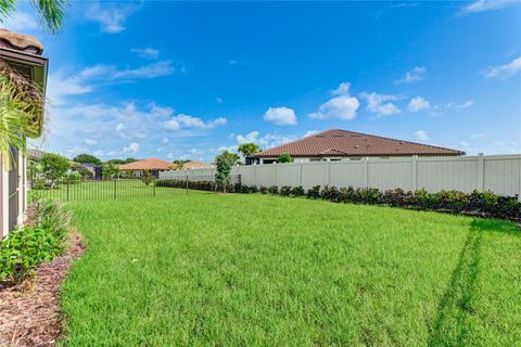 A home in PALMETTO