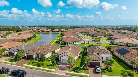 A home in PALMETTO