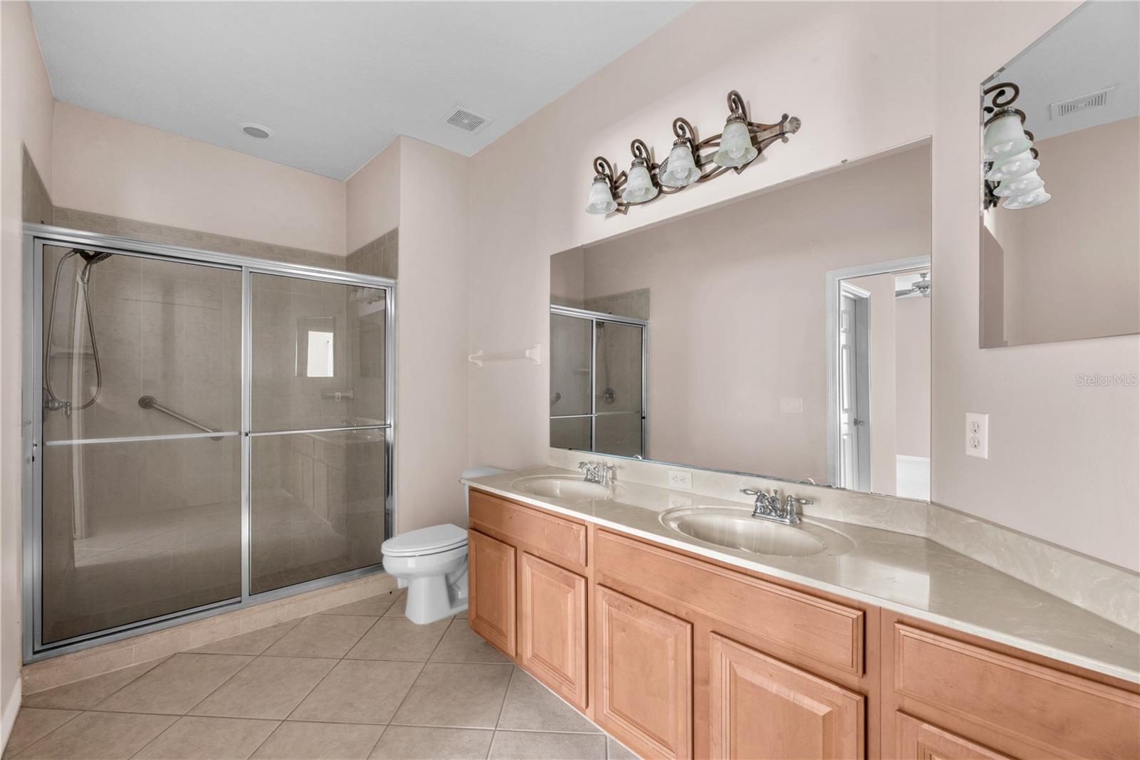 SOUTHSHORE FALLS PH 1 - Residential