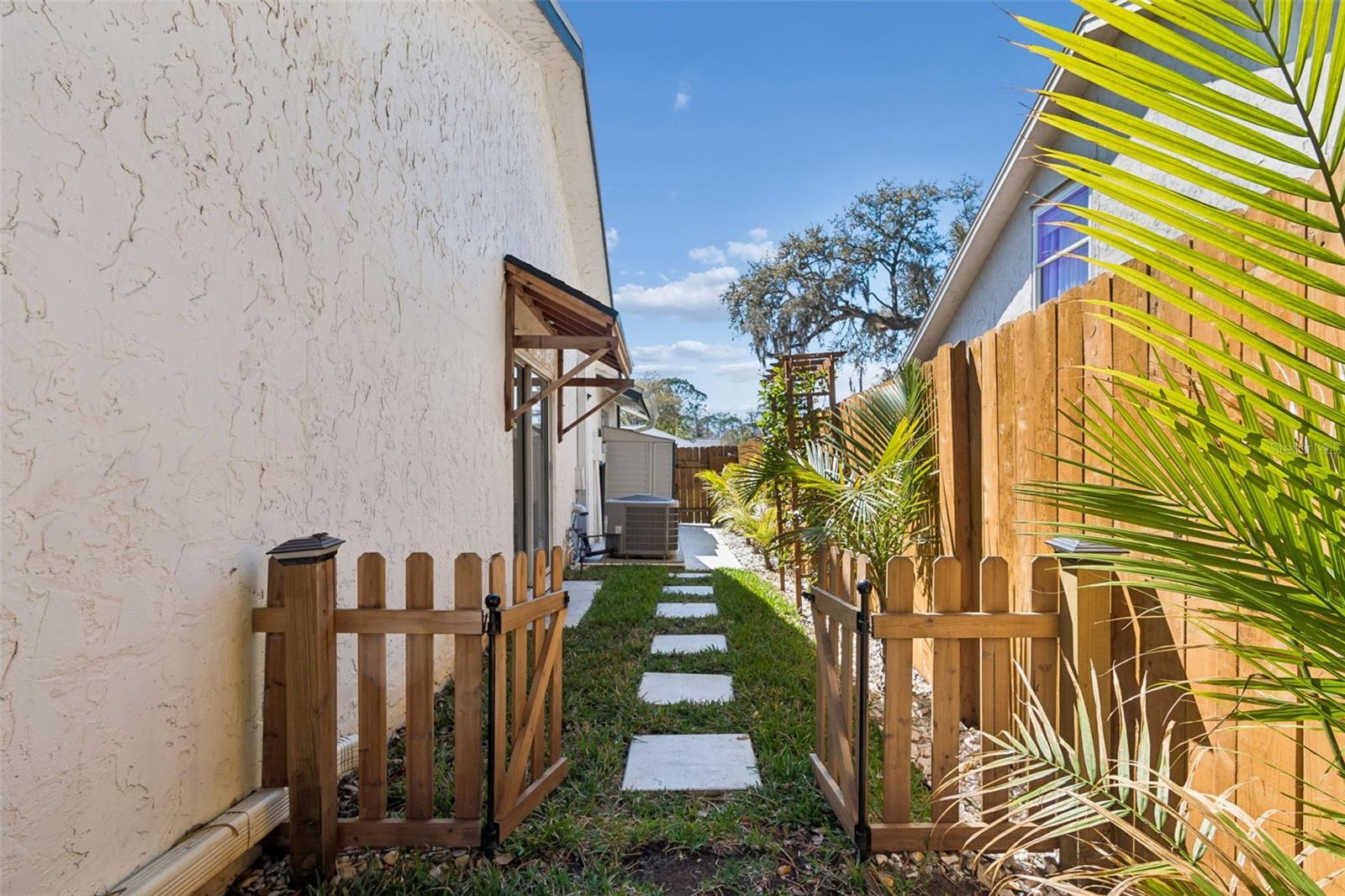 WINDMILL POINTE OF TARPON LAKE UNIT TWO - Residential