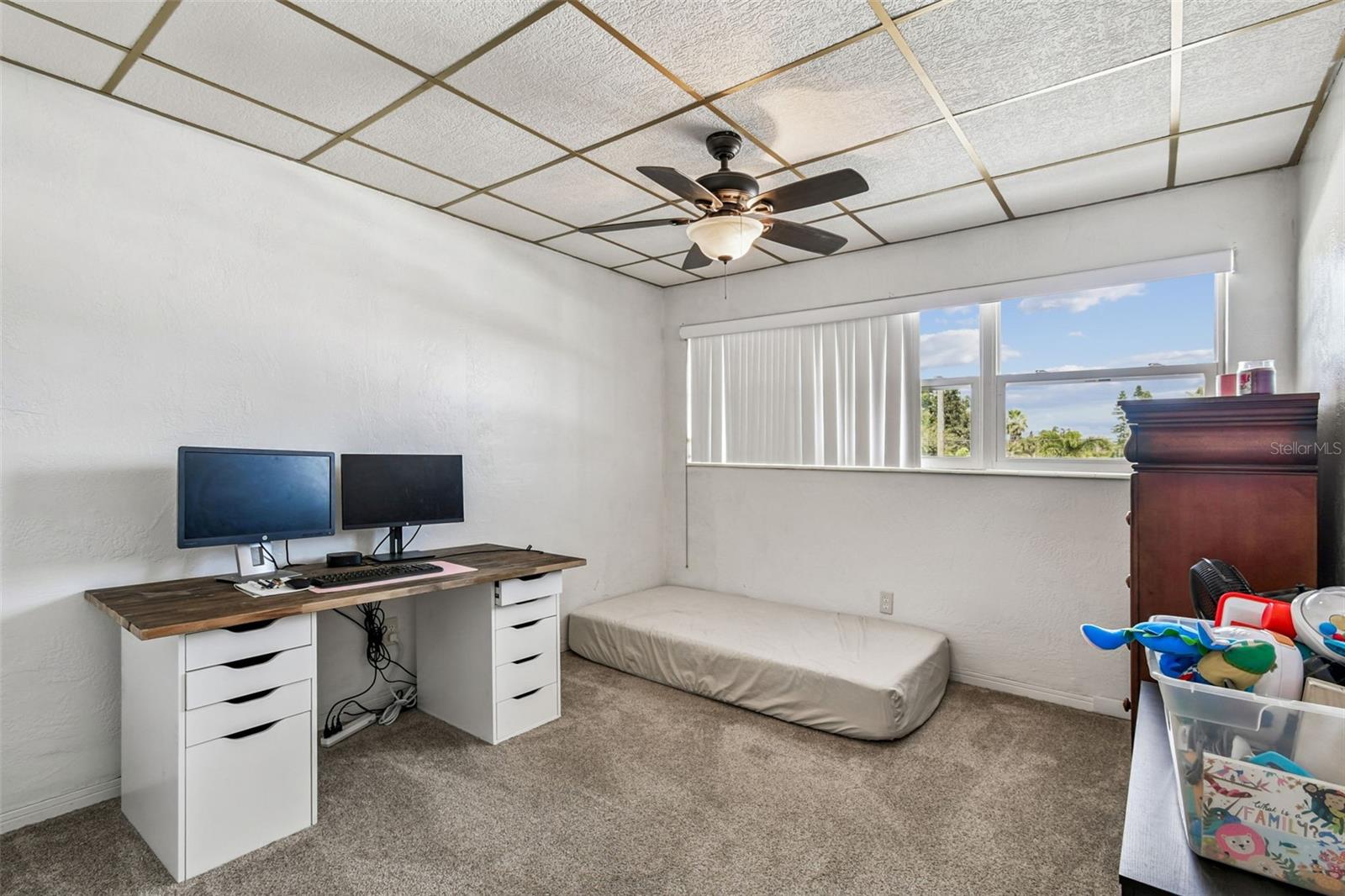 CLEARVIEW OAKS PARADISE - Residential