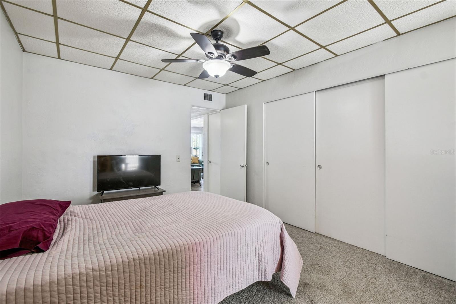 CLEARVIEW OAKS PARADISE - Residential