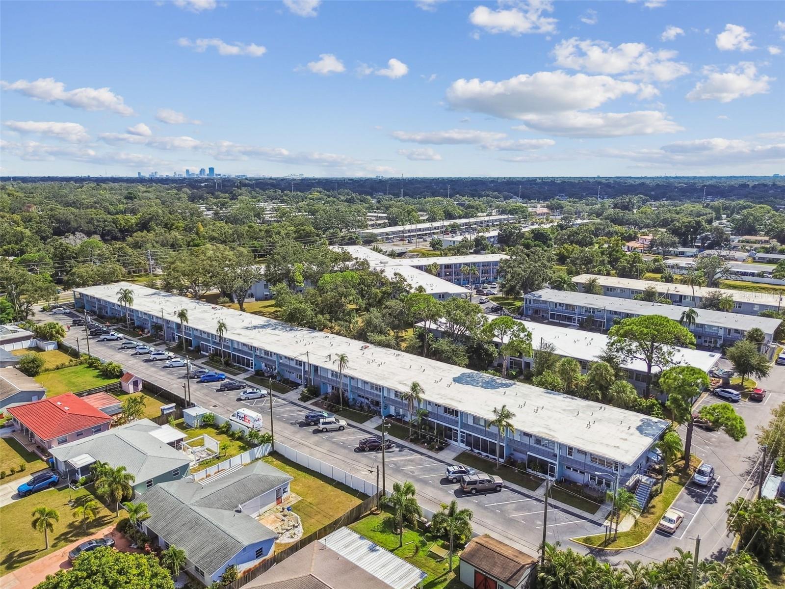 CLEARVIEW OAKS PARADISE - Residential