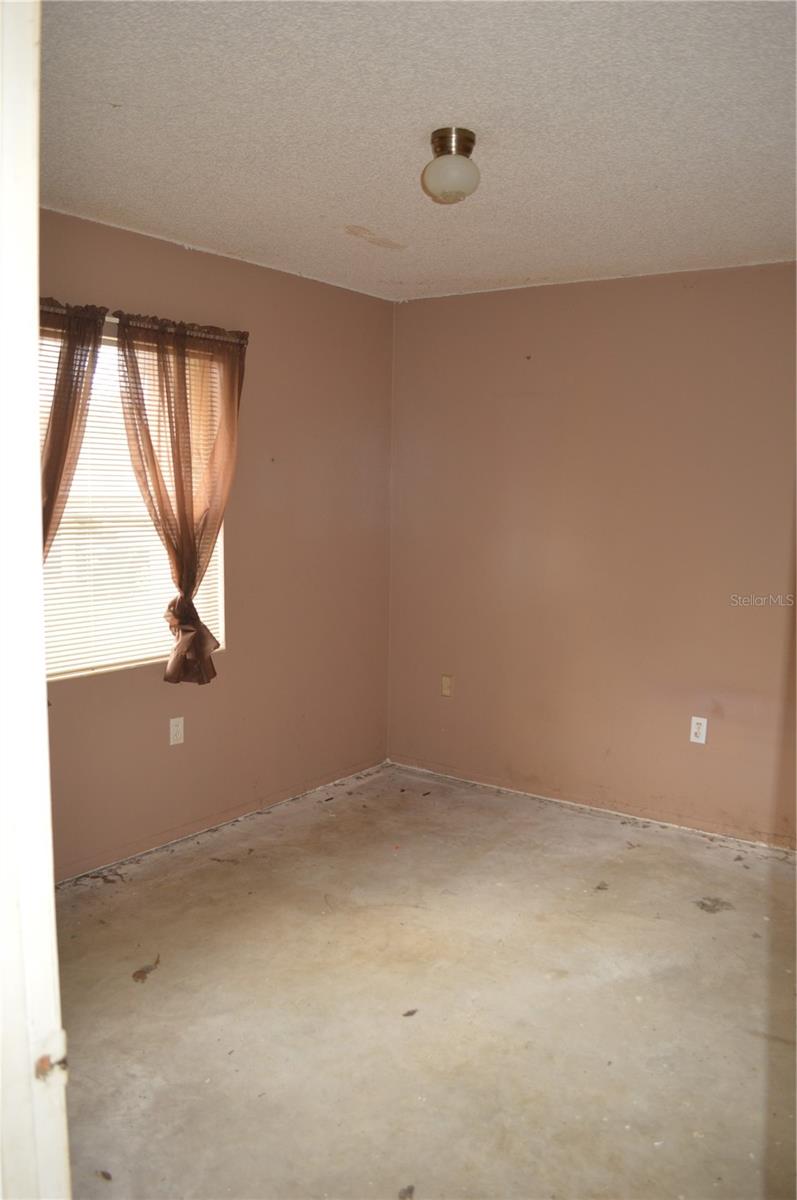 UNIVERSITY PLACE - Residential