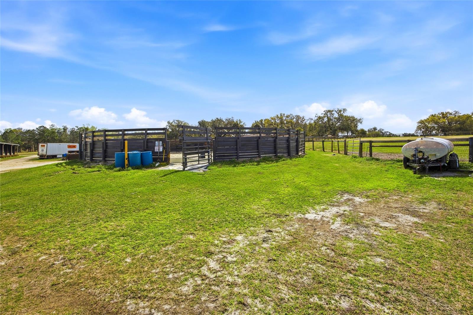 ACREAGE NON SUBDIVISION - Residential