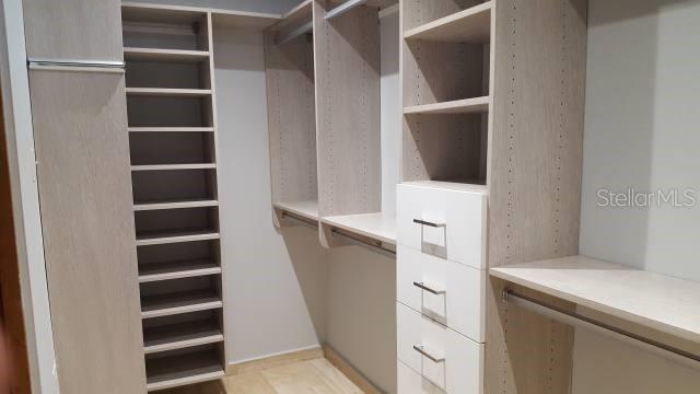 OCEAN ONE PENTHOUSE - Residential