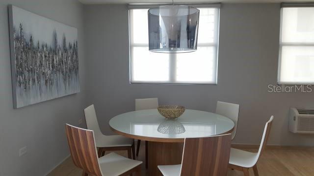 OCEAN ONE PENTHOUSE - Residential