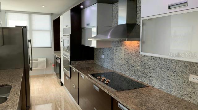 OCEAN ONE PENTHOUSE - Residential