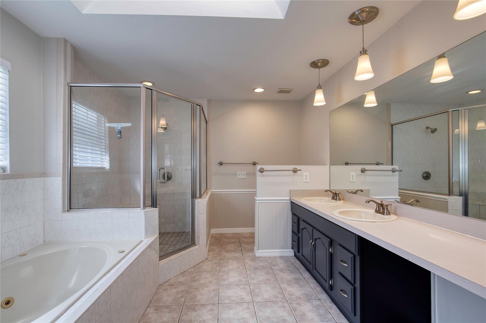 SUNSHINE ACRES - Residential
