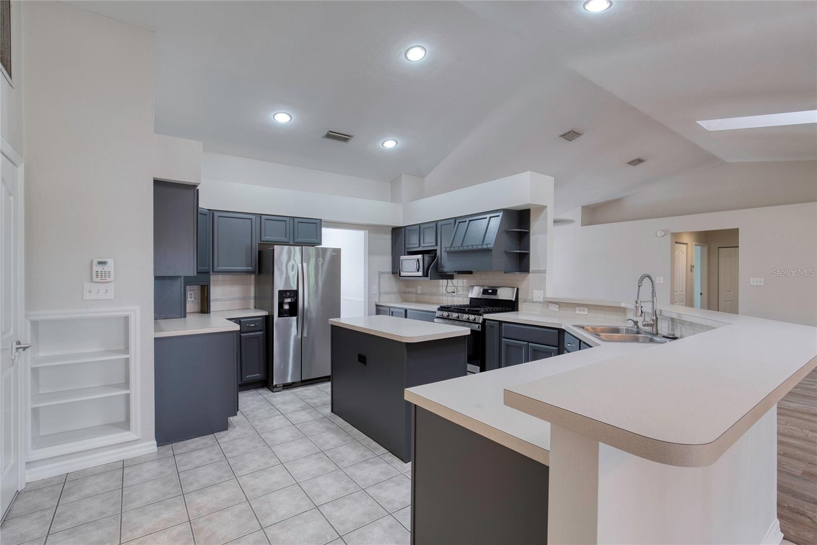 SUNSHINE ACRES - Residential