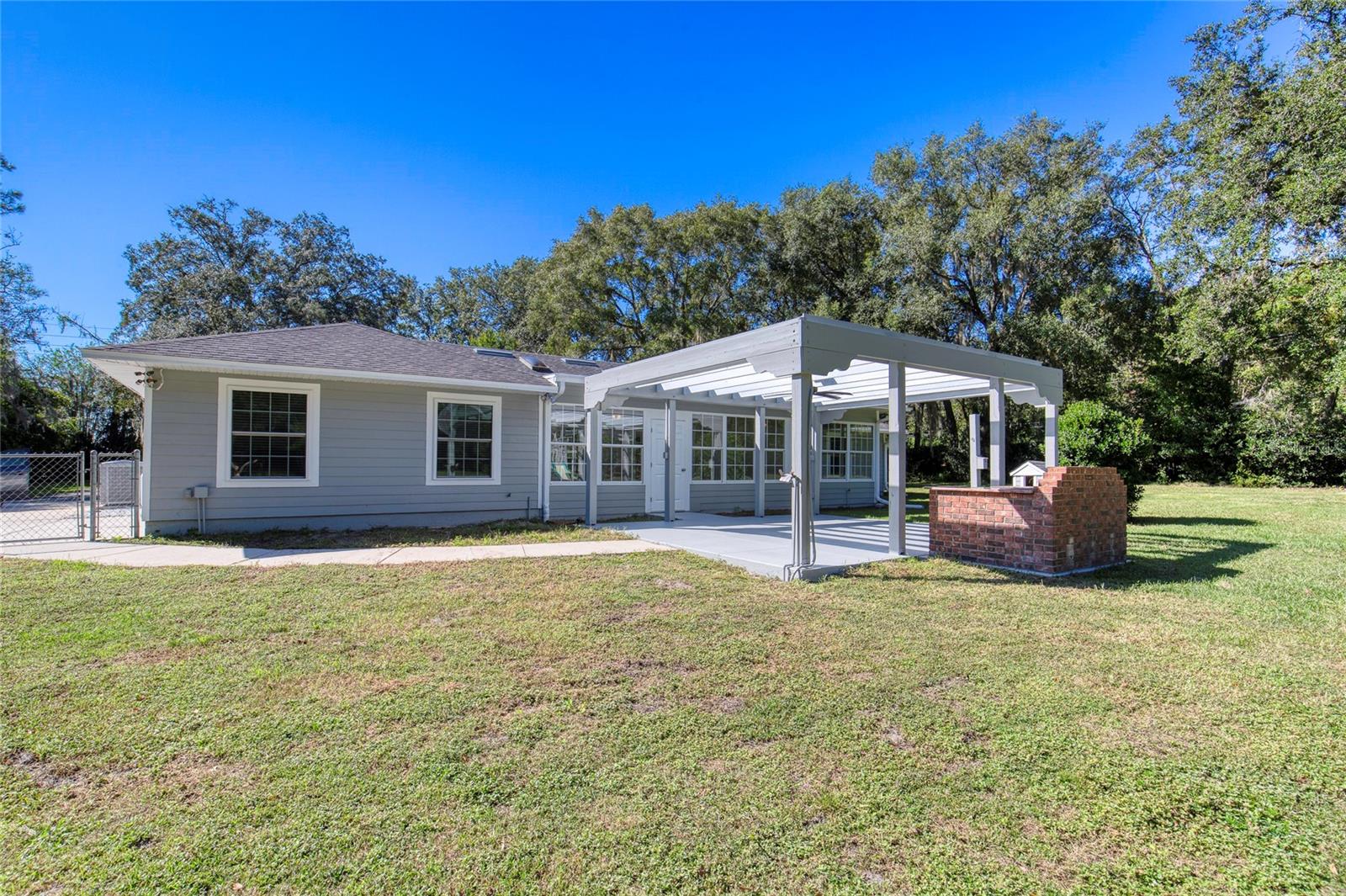 SUNSHINE ACRES - Residential