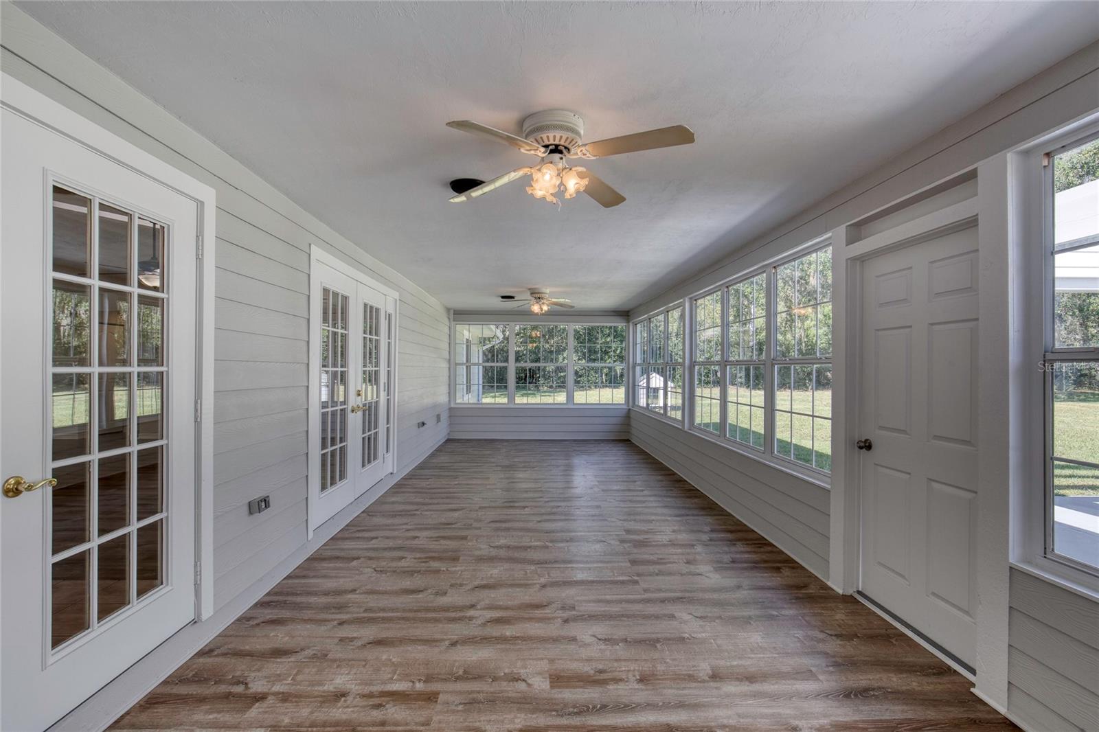 SUNSHINE ACRES - Residential