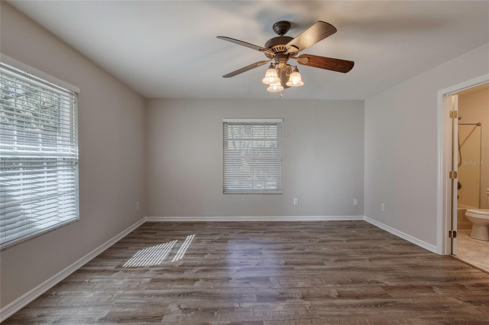 SUNSHINE ACRES - Residential