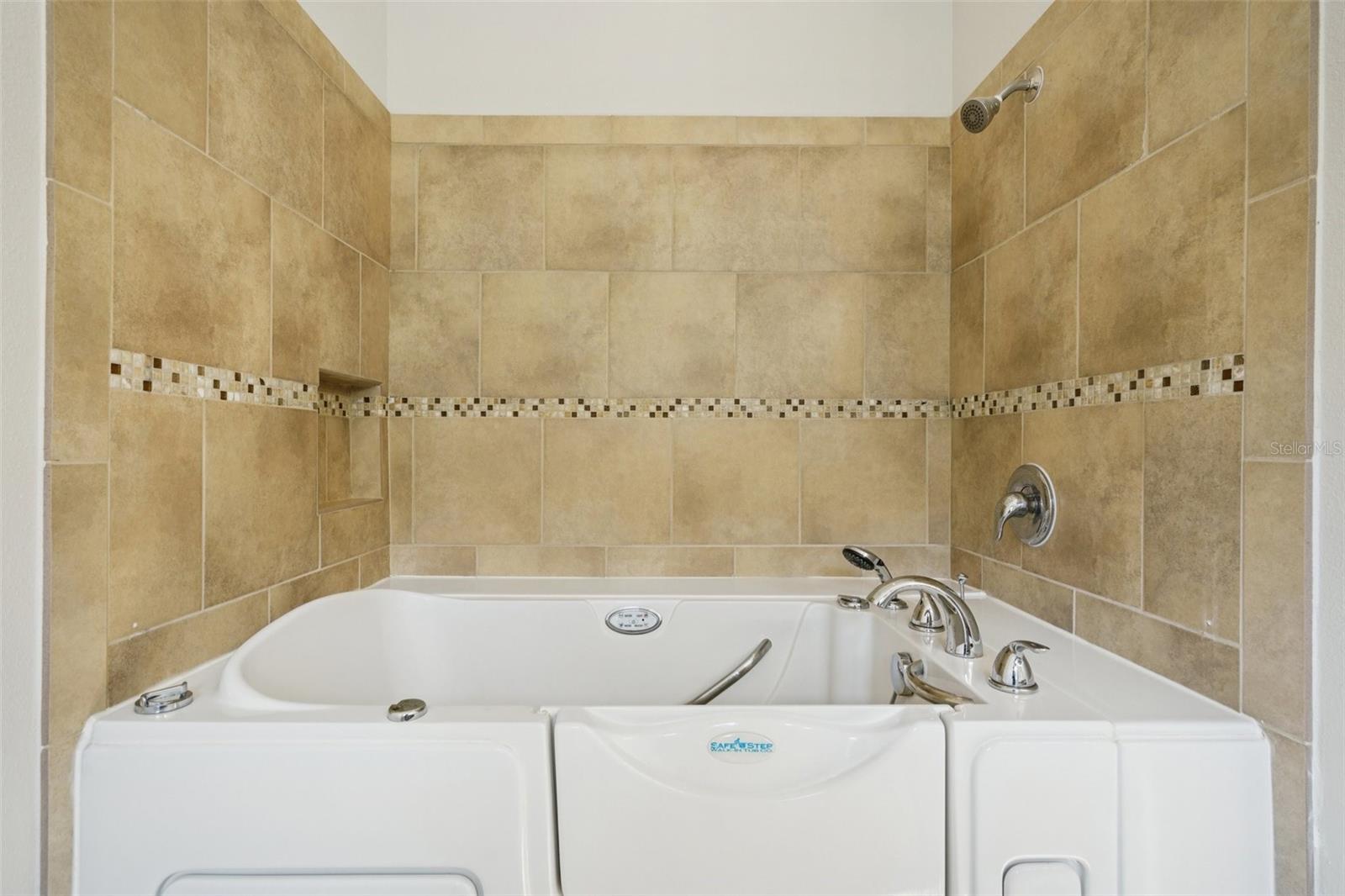 SUMMERTREE PRCL 3B - Residential