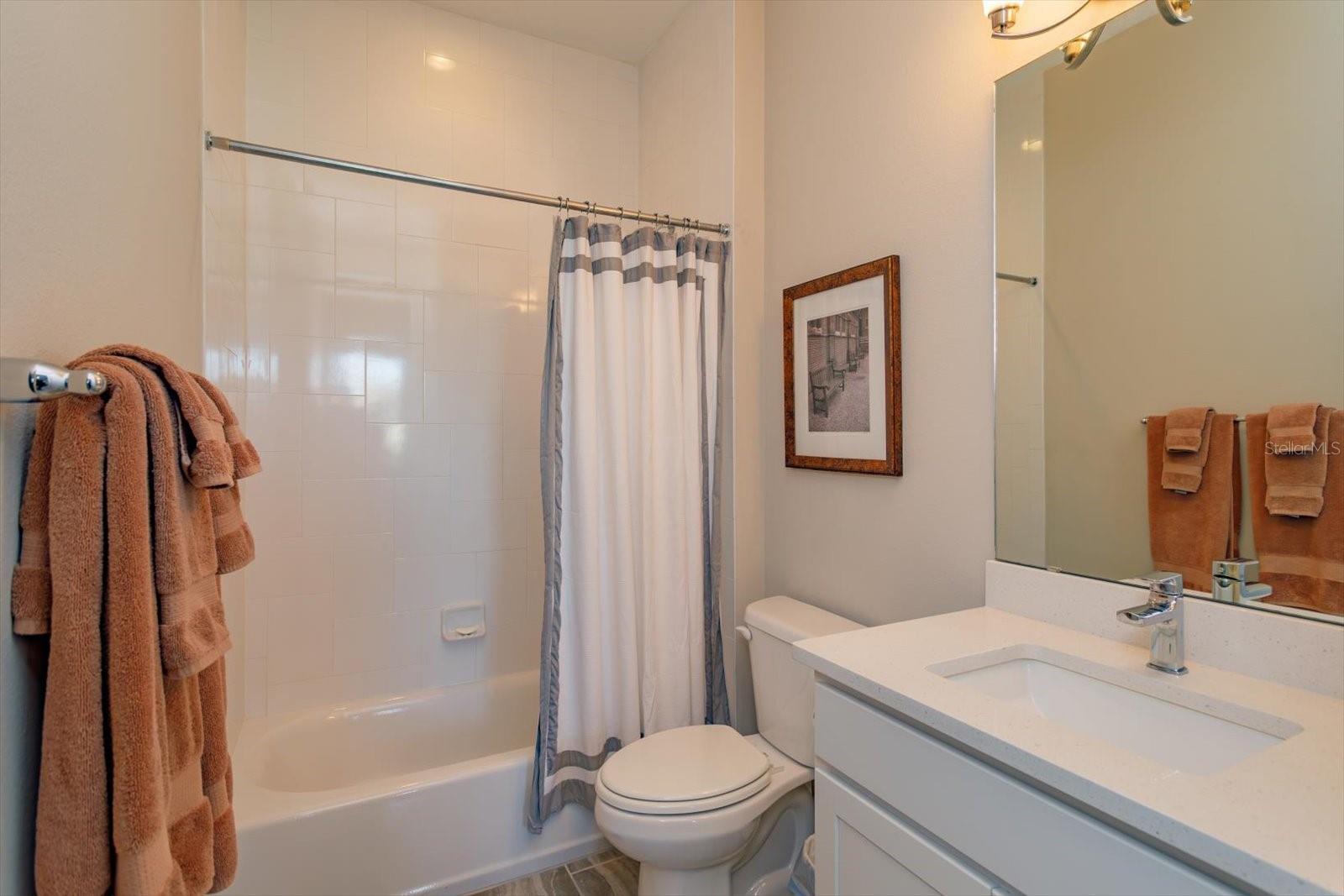 GRANDE OAKS AT HEATHROW REP - Residential