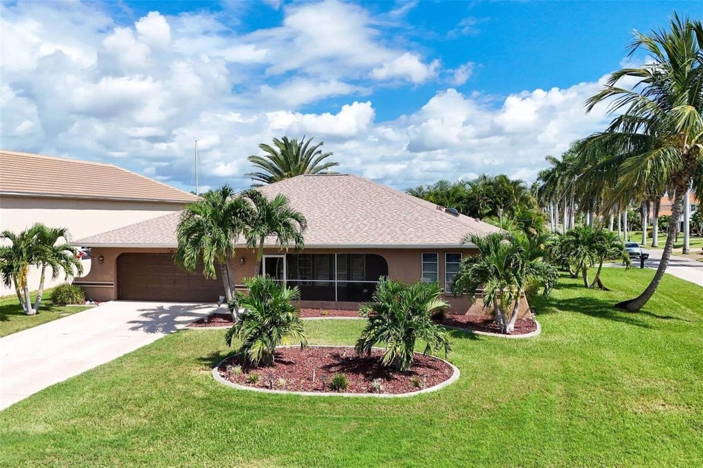 Photo of 901 SW 51st Terrace, Cape Coral, FL 33914 (MLS # A4704647)