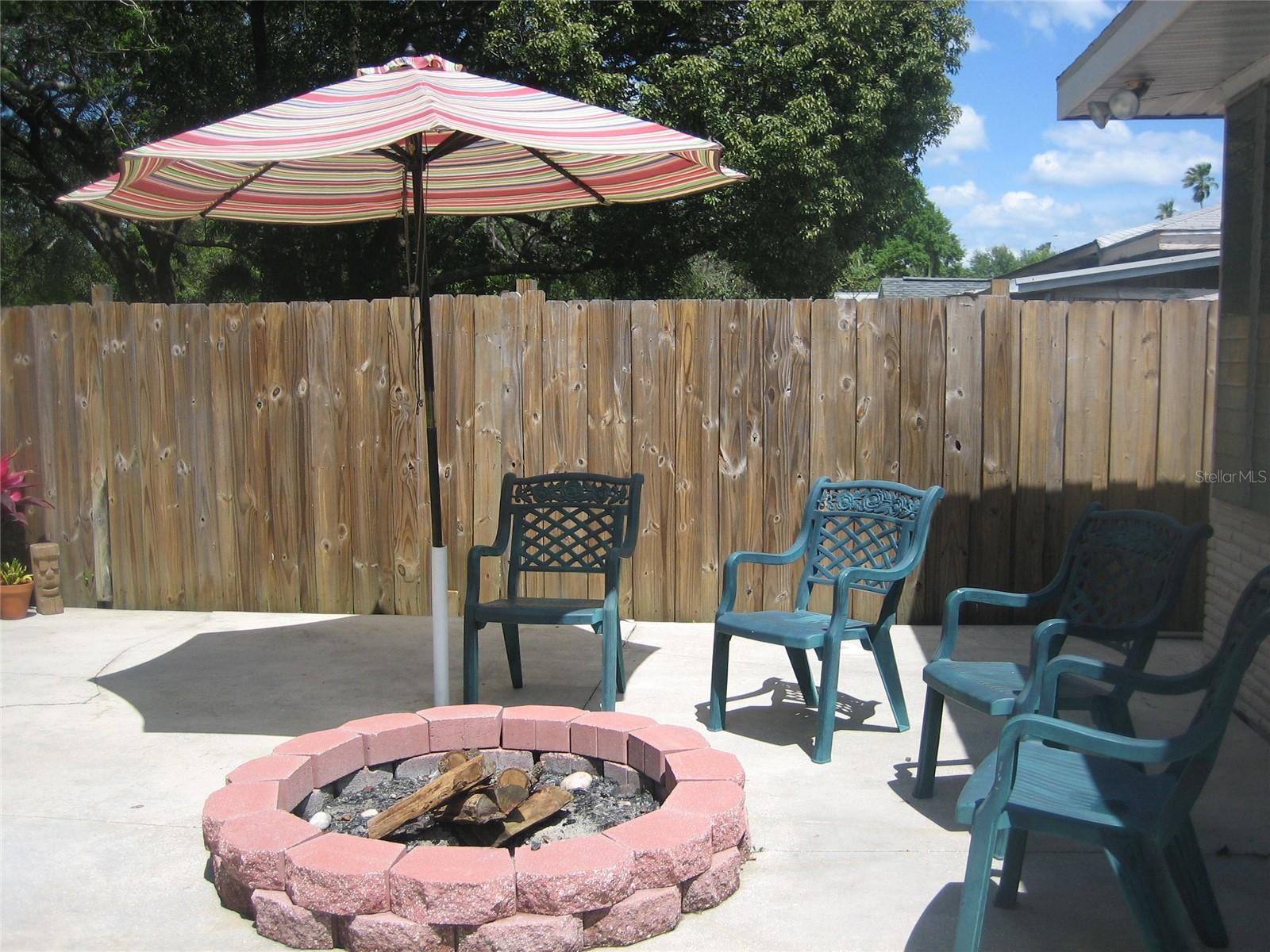 DUNEDIN ISLES 1 - Residential Lease