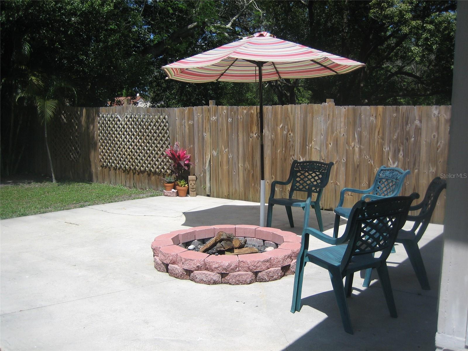 DUNEDIN ISLES 1 - Residential Lease