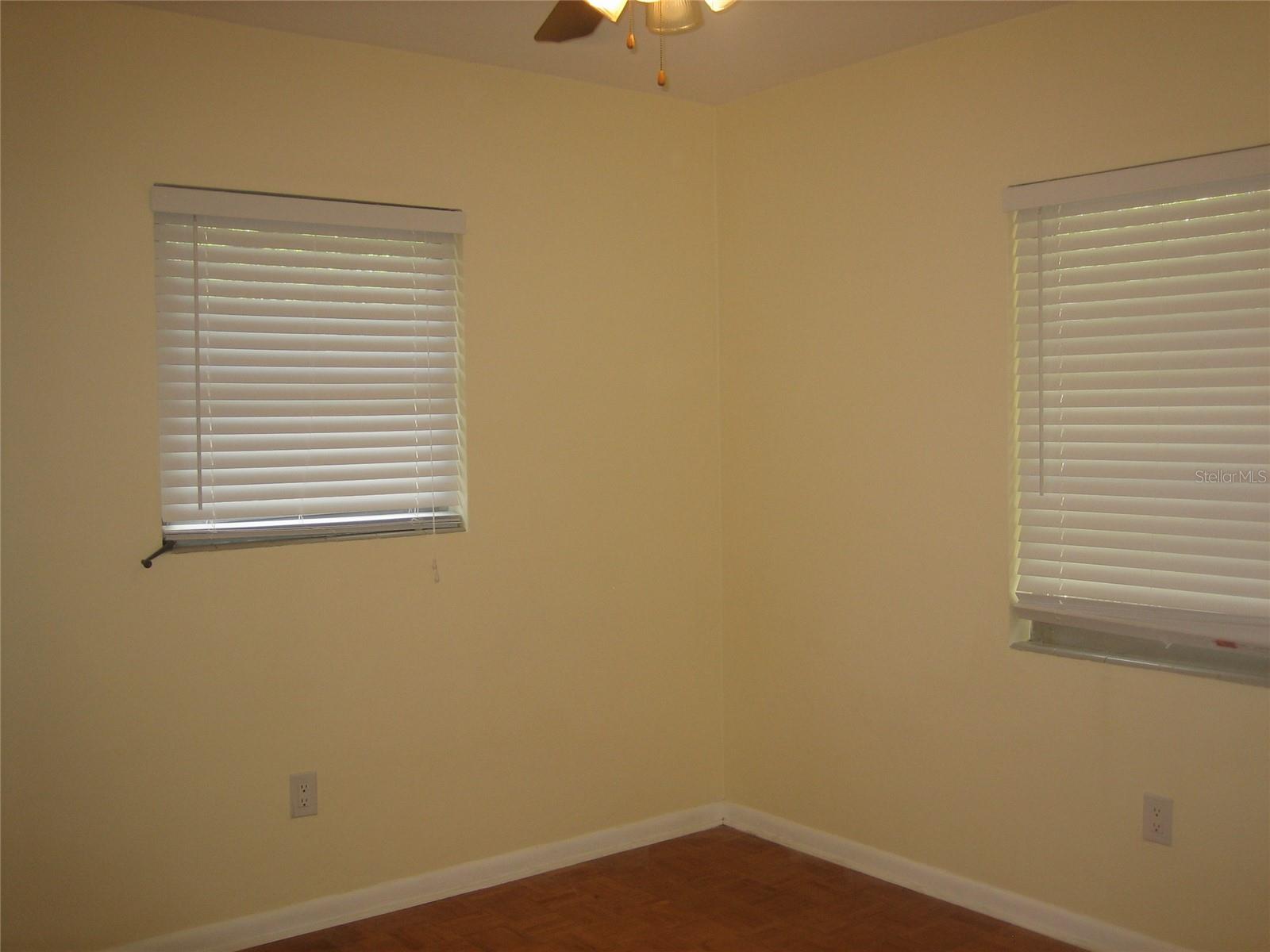 DUNEDIN ISLES 1 - Residential Lease