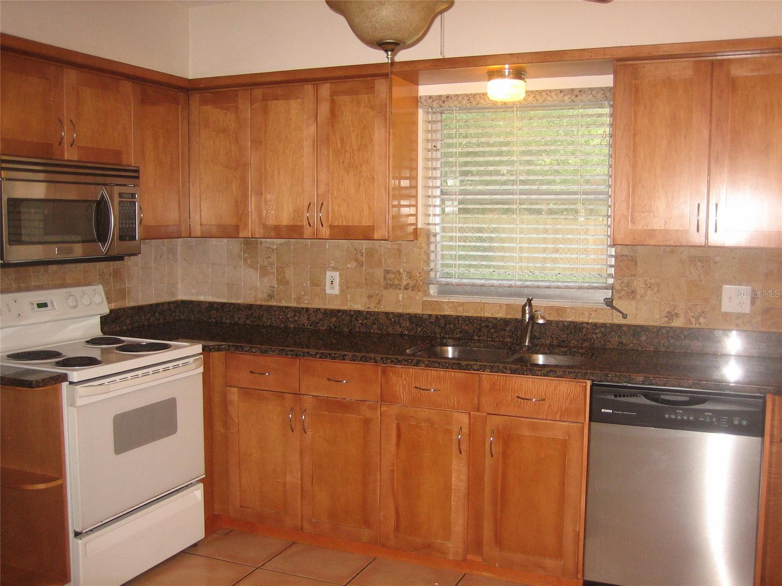 DUNEDIN ISLES 1 - Residential Lease