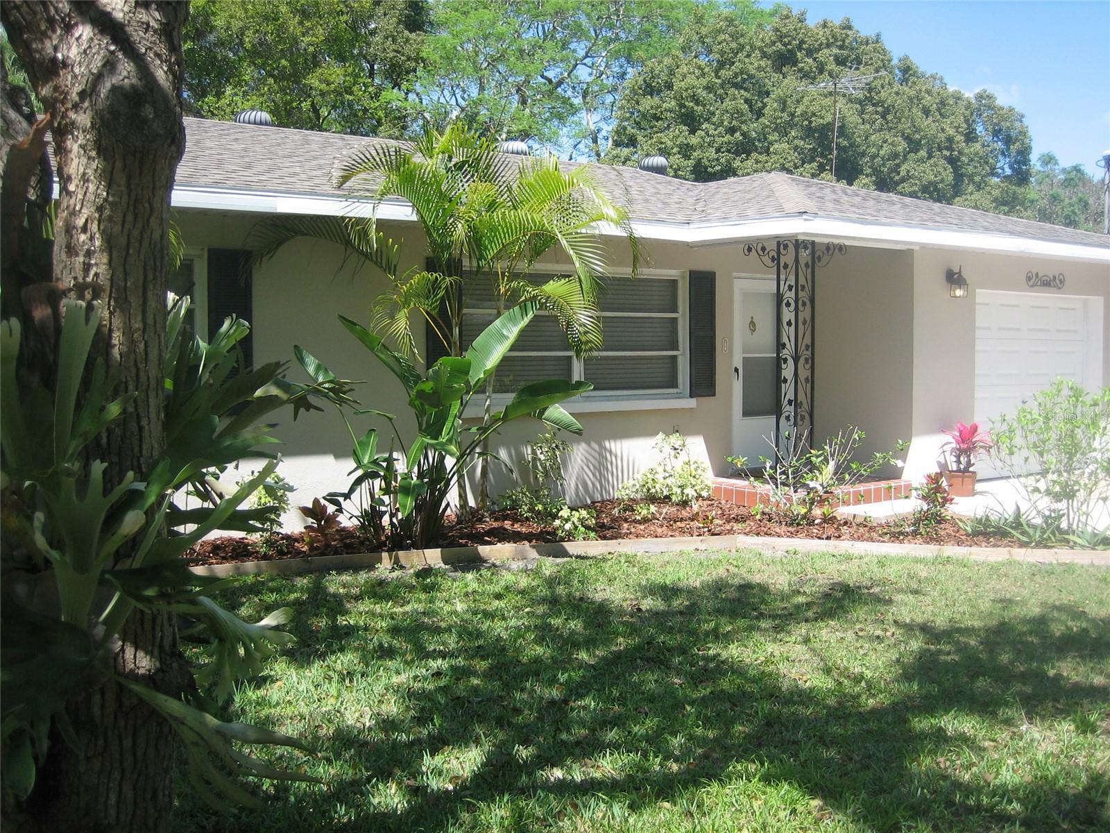 DUNEDIN ISLES 1 - Residential Lease