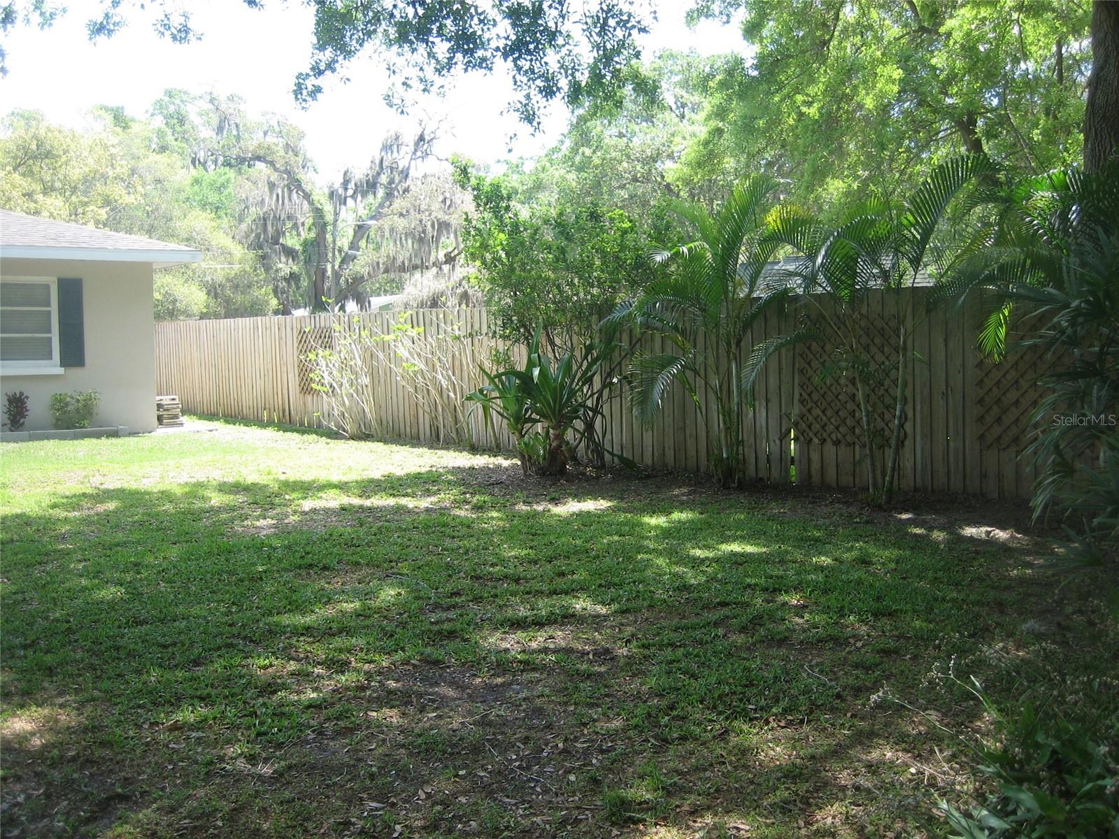 DUNEDIN ISLES 1 - Residential Lease